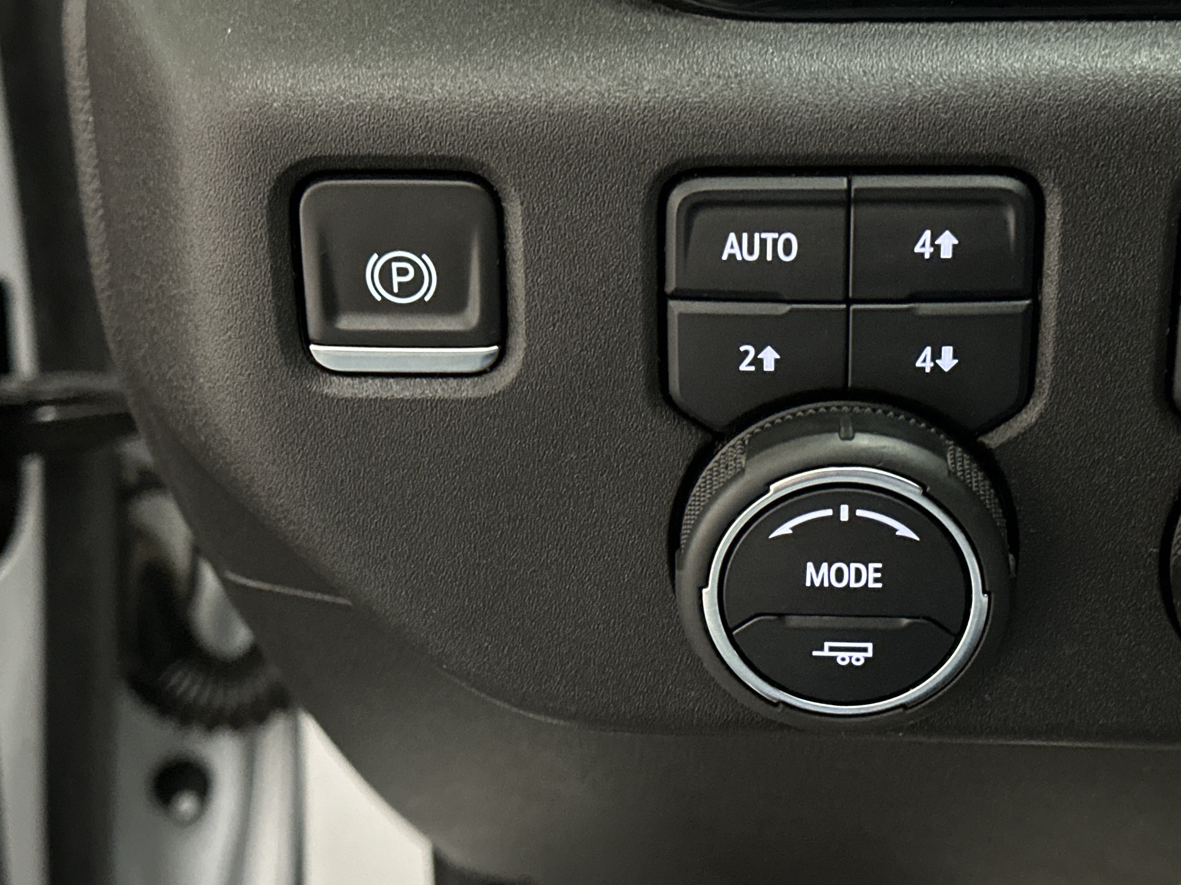Used 2022 Chevrolet Silverado 1500 LT Trail Boss w/ Convenience Package II AWD/4WD image 35