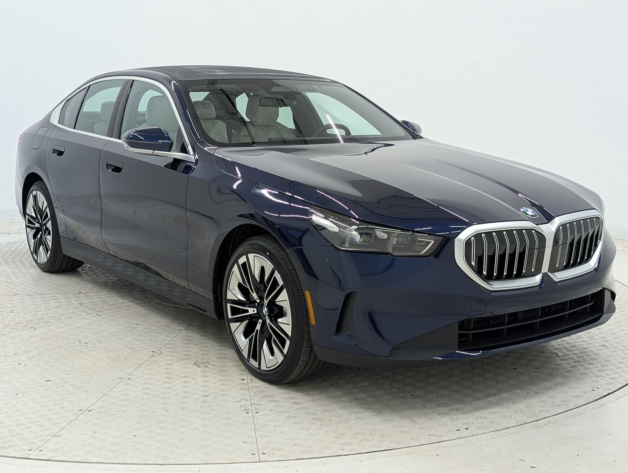 New 2026 BMW 530i w/ Premium Package RWD image 7