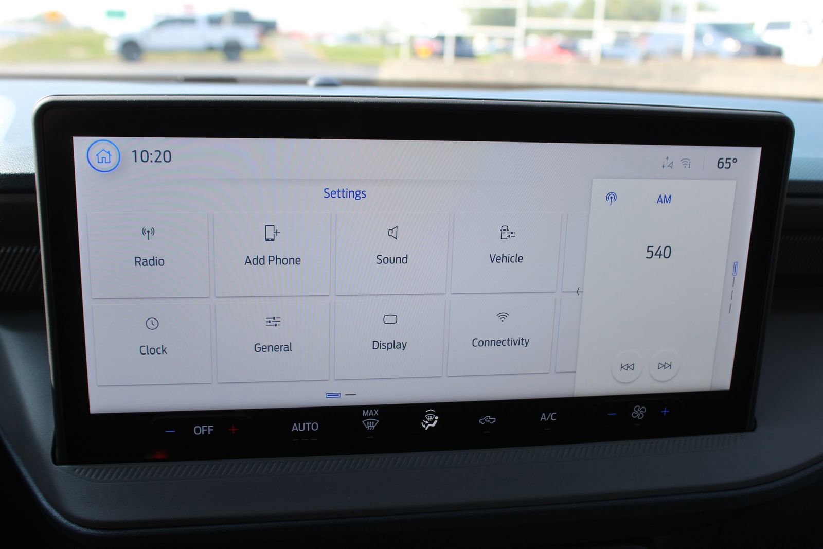 New 2025 Ford Maverick XL image 29