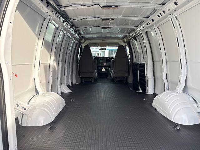 New 2025 Chevrolet Express 2500 Extended w/ Driver Convenience Package image 6