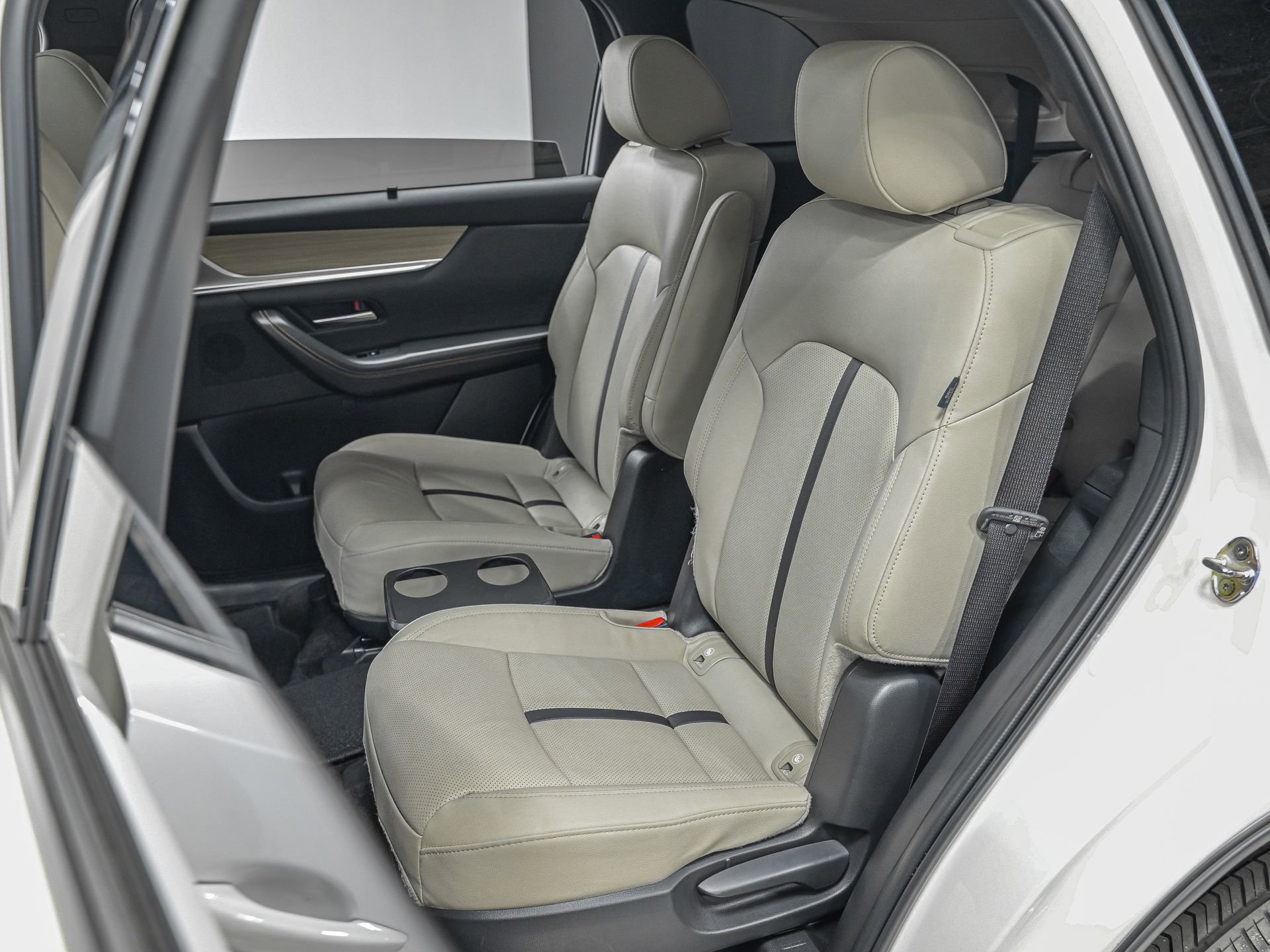 Used 2025 MAZDA CX-90 3.3 Turbo w/ Preferred Package image 30