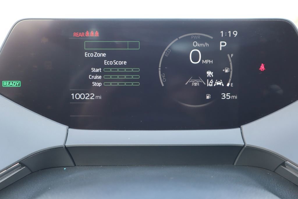 Certified 2025 Toyota Prius LE image 33