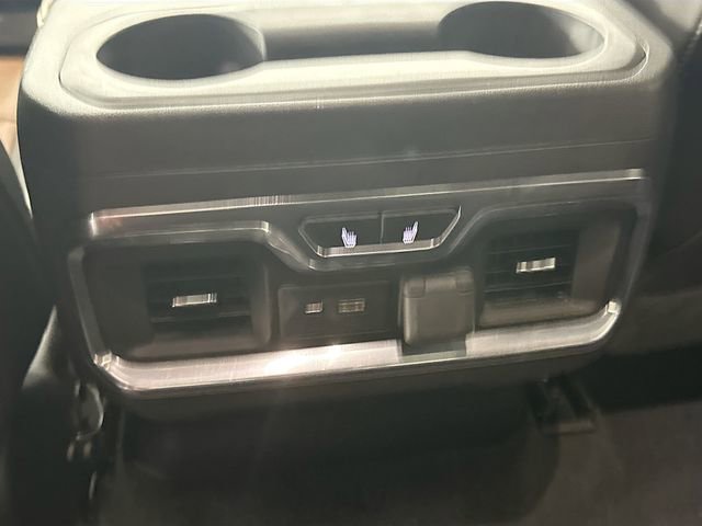 Used 2021 Chevrolet Silverado 1500 High Country image 26