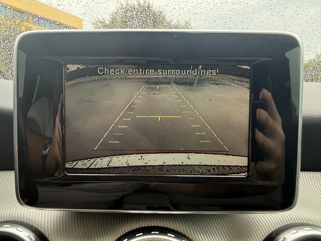 Used 2015 Mercedes-Benz GLA 250 image 18