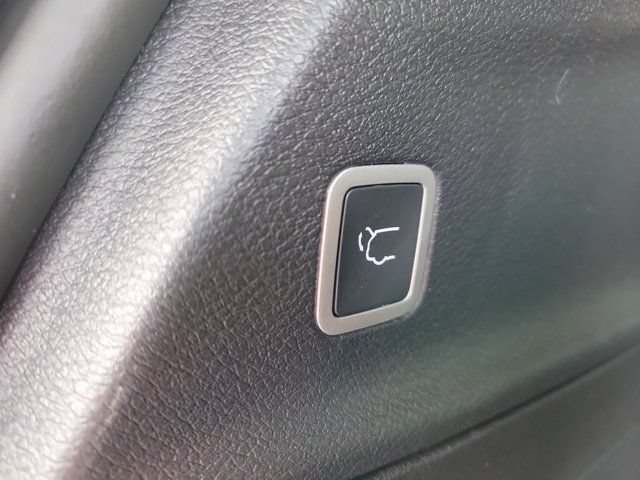 Used 2026 Chrysler Pacifica Select FWD image 20
