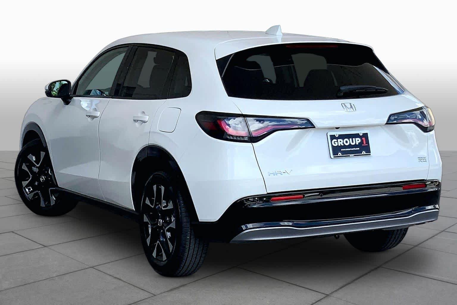 Used 2027 Honda HR-V EX-L image 12