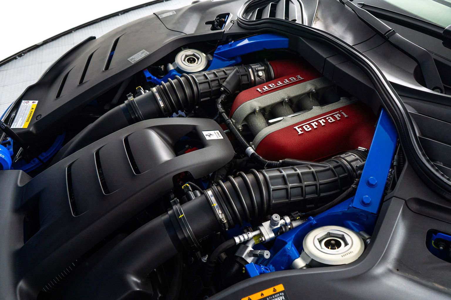 Certified 2025 Ferrari Purosangue AWD/4WD image 44
