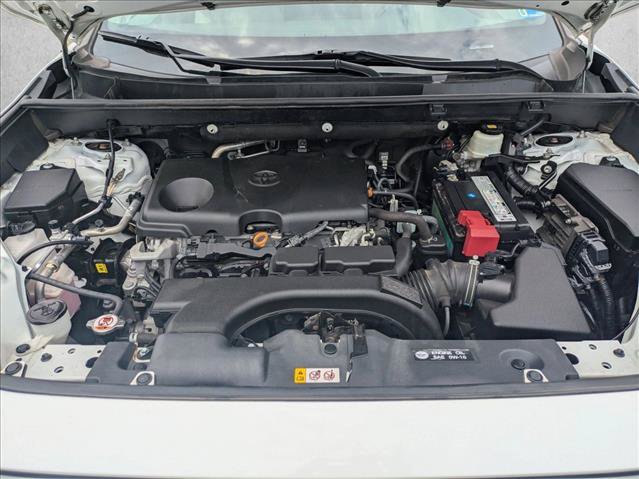 Used 2020 Toyota RAV4 XLE Premium AWD/4WD image 23