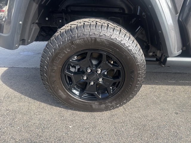 Certified 2022 Jeep Gladiator Sport image 33