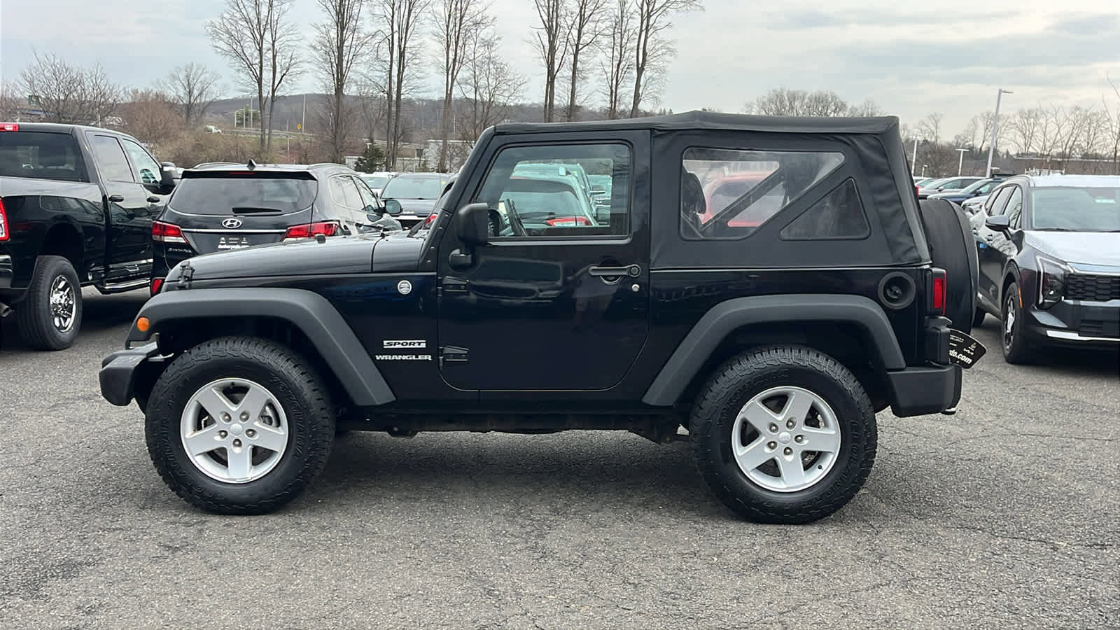 Used 2015 Jeep Wrangler Sport w/ Quick Order Package 23S AWD/4WD image 7