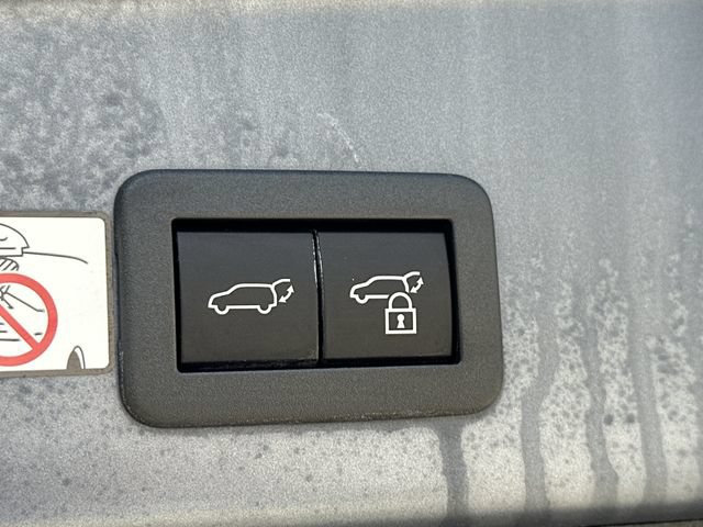 Used 2026 Toyota Corolla Cross XLE w/ Convenience Package FWD image 27