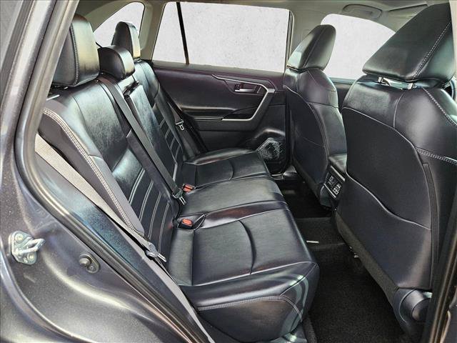 Used 2019 Toyota RAV4 Limited FWD image 19