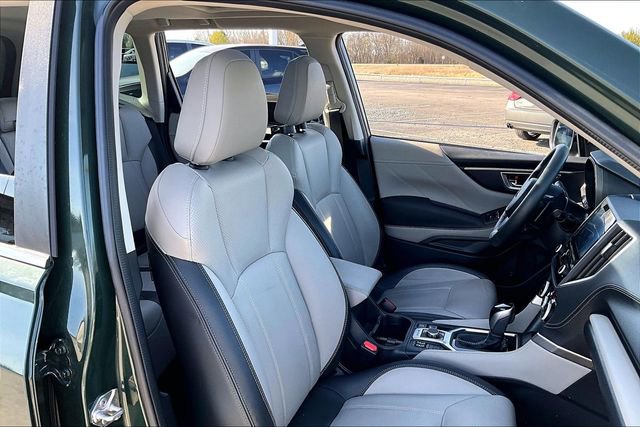 Used 2023 Subaru Forester Limited image 29
