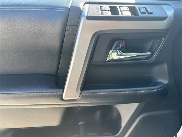 Used 2019 Toyota 4Runner SR5 Premium image 24