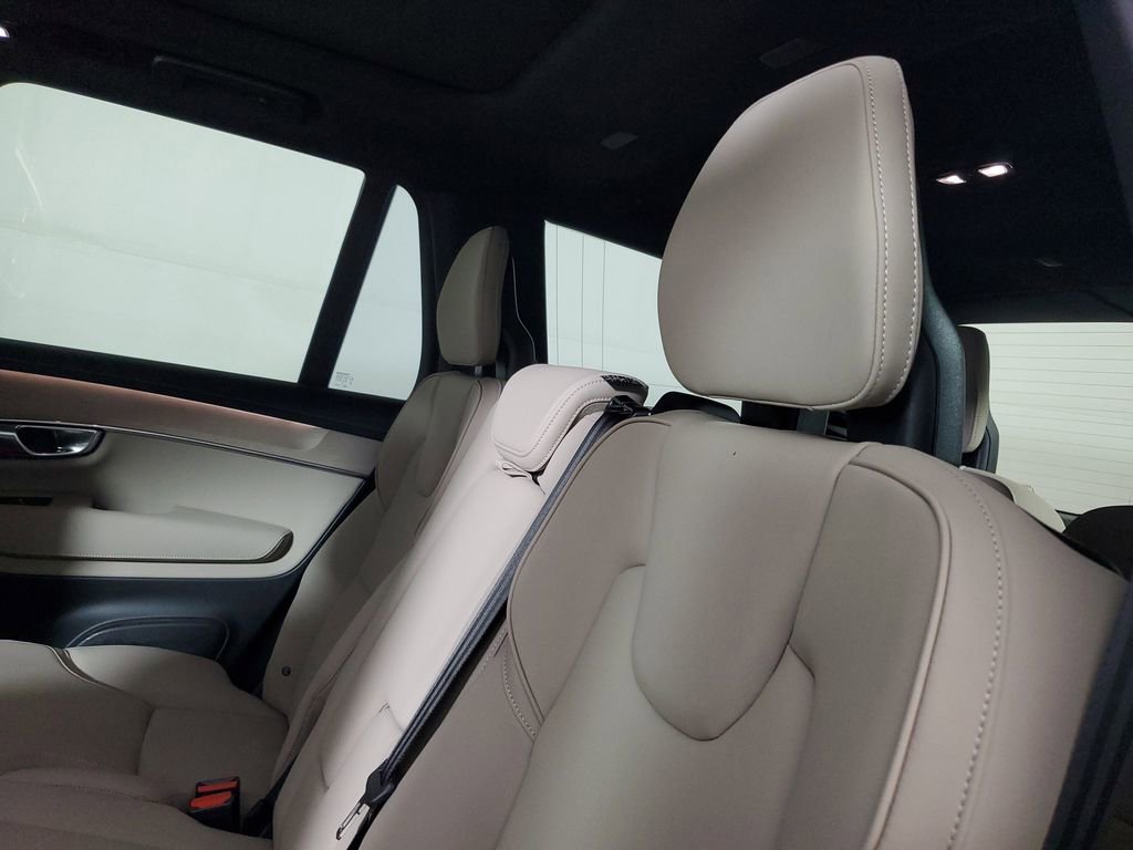 New 2026 Volvo XC90 T8 Core w/ Protection Package AWD/4WD image 13