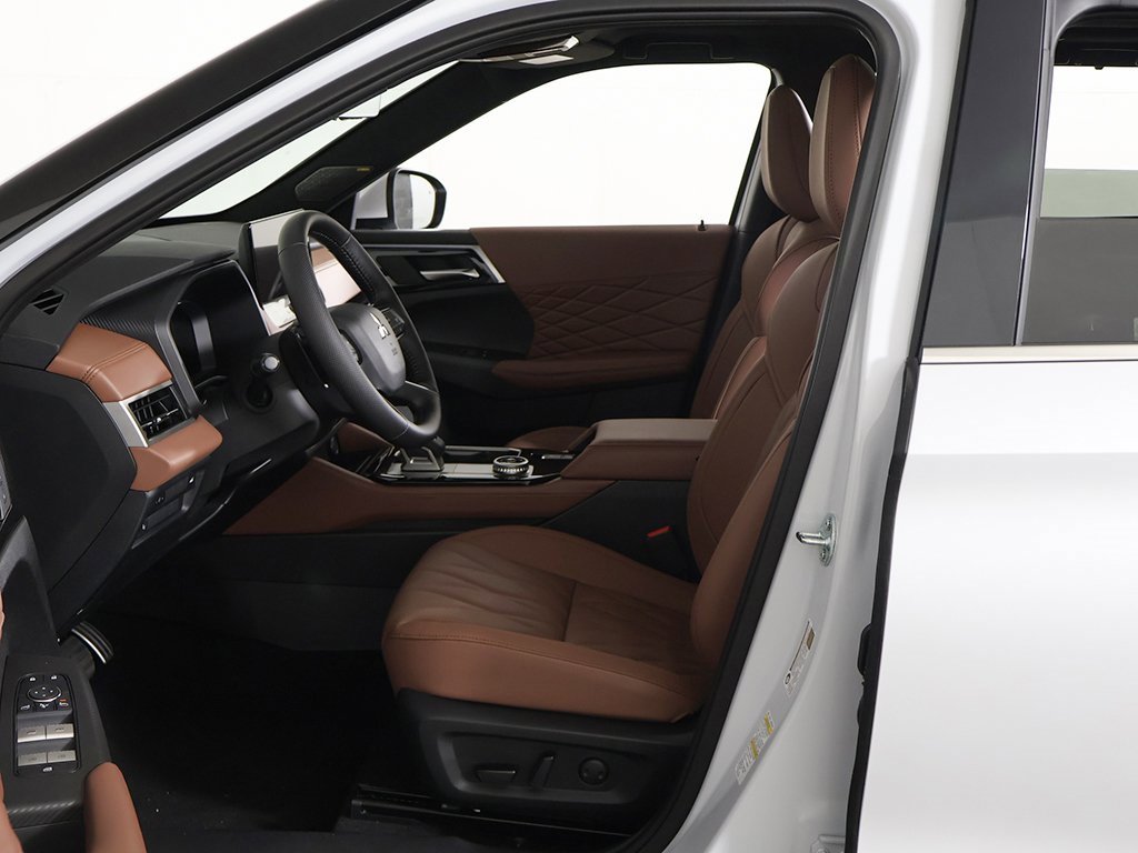 New 2025 Mitsubishi Outlander SEL image 31