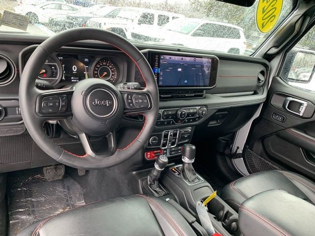 Used 2024 Jeep Wrangler Unlimited Rubicon image 18