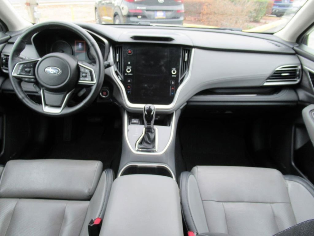 Used 2020 Subaru Outback Limited image 3