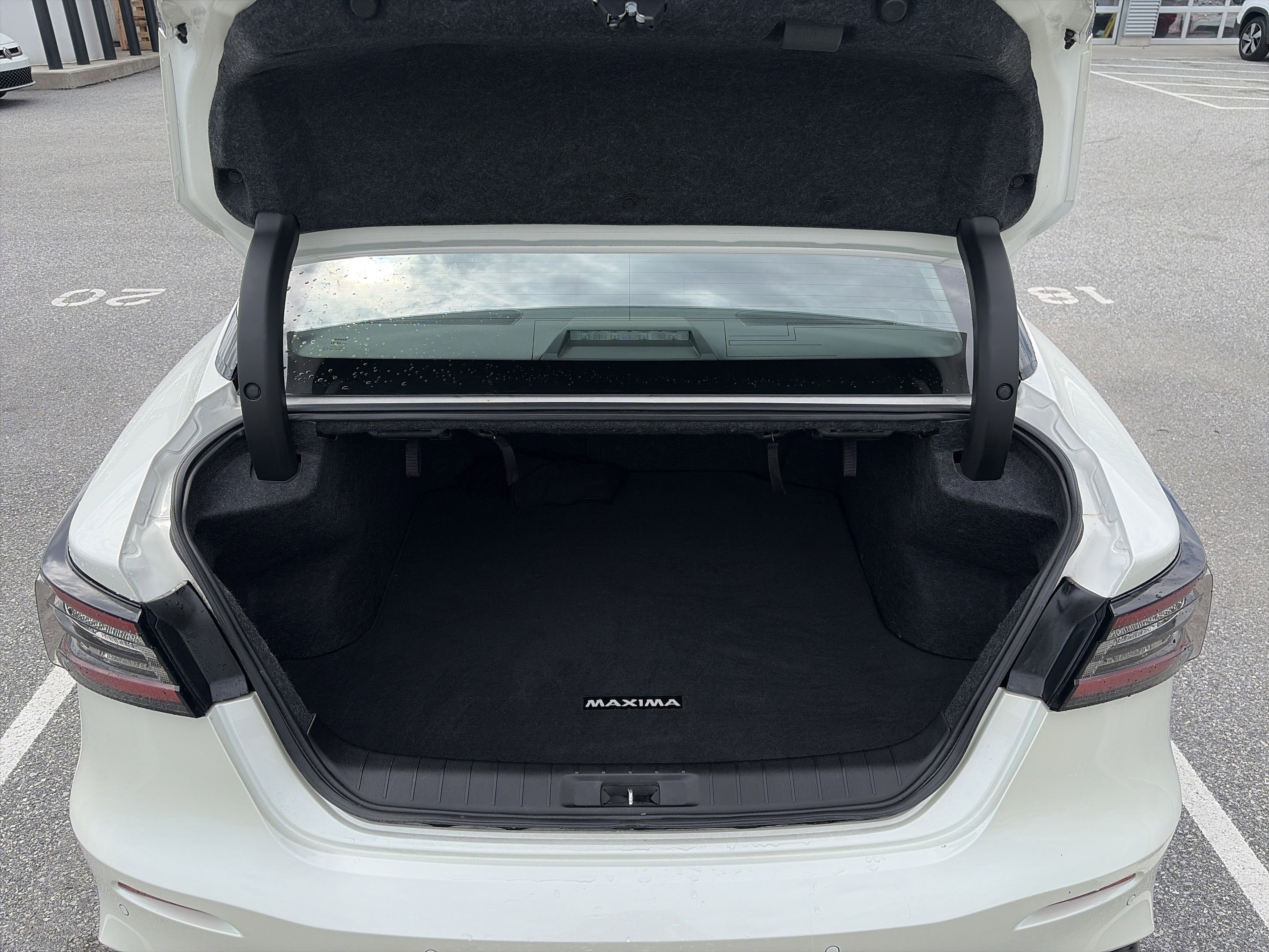 Used 2021 Nissan Maxima 3.5 SV w/ Floor Mat Group image 23