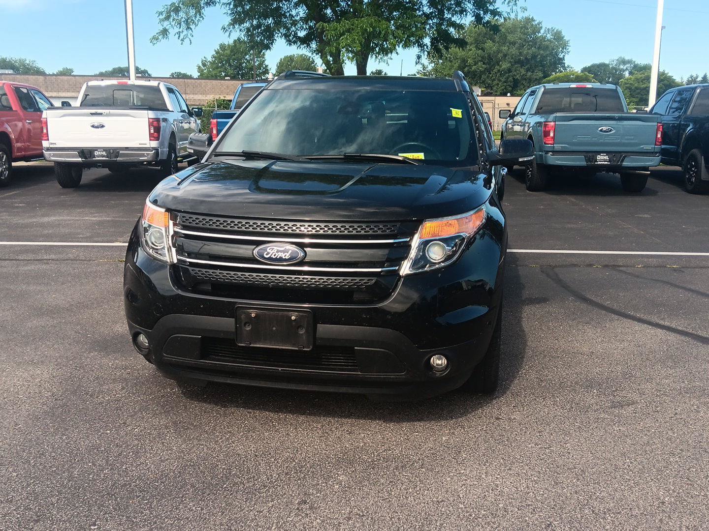 Used 2015 Ford Explorer Limited w/ Equipment Group 302A AWD/4WD image 12