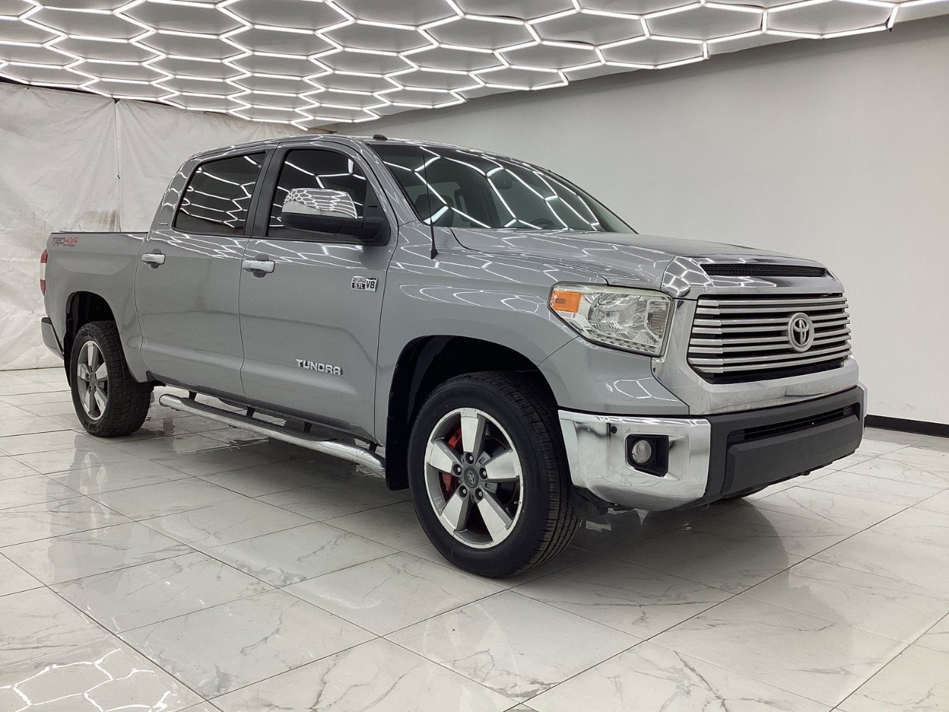 Used 2015 Toyota Tundra Limited w/ Limited Premium Package image 7