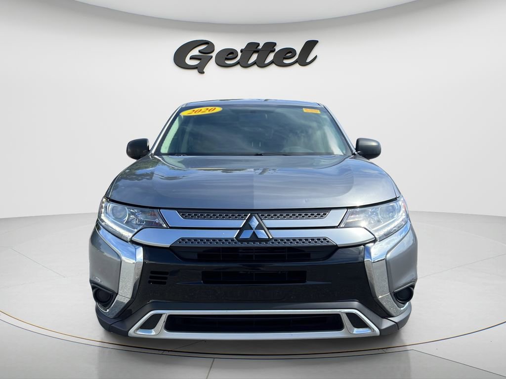Used 2020 Mitsubishi Outlander ES FWD image 2