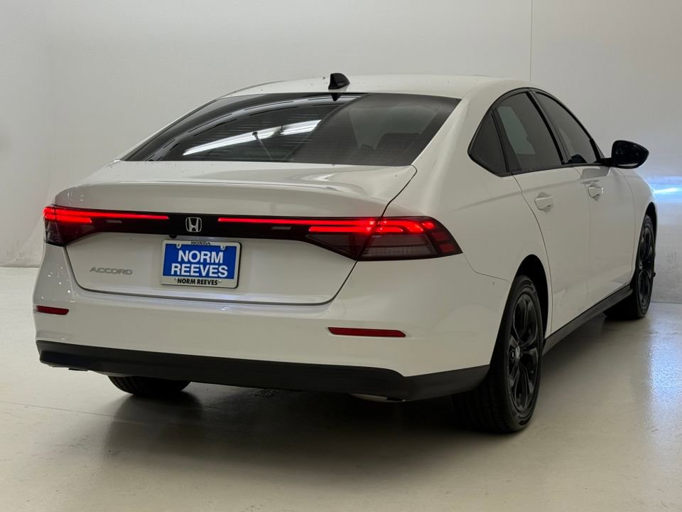 New 2025 Honda Accord SE image 5