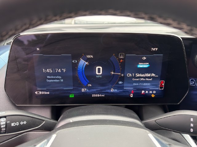 Certified 2024 Chevrolet Equinox EV LT FWD image 16