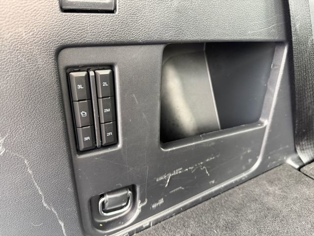 Used 2024 Ford Expedition XLT image 42