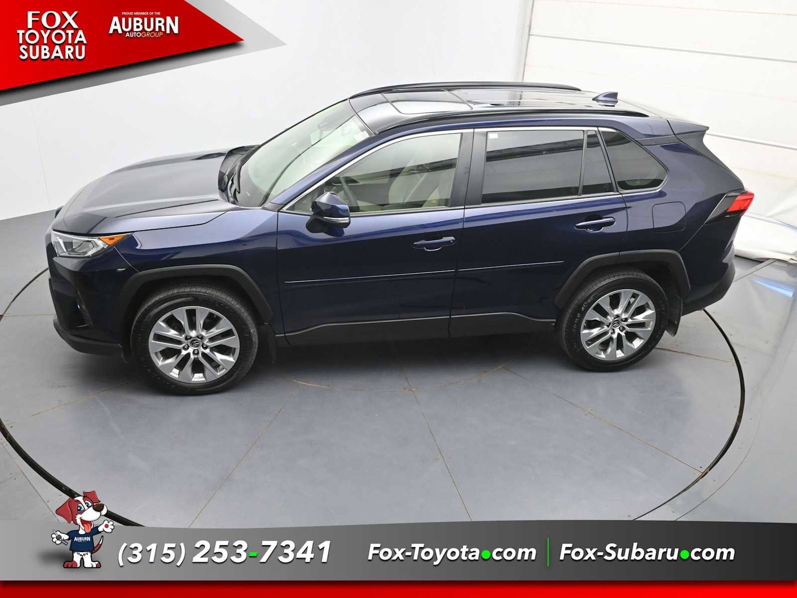 Used 2019 Toyota RAV4 XLE Premium w/ Cold Weather Package AWD/4WD image 34