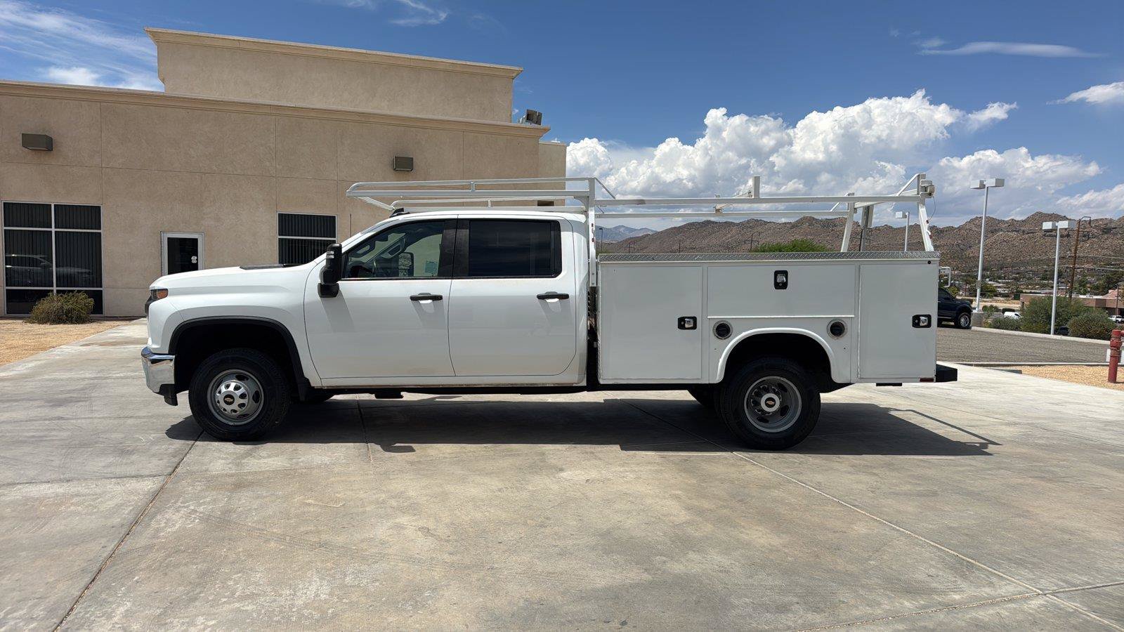 Used 2021 Chevrolet Silverado 3500 W/T w/ WT Convenience Package RWD image 4