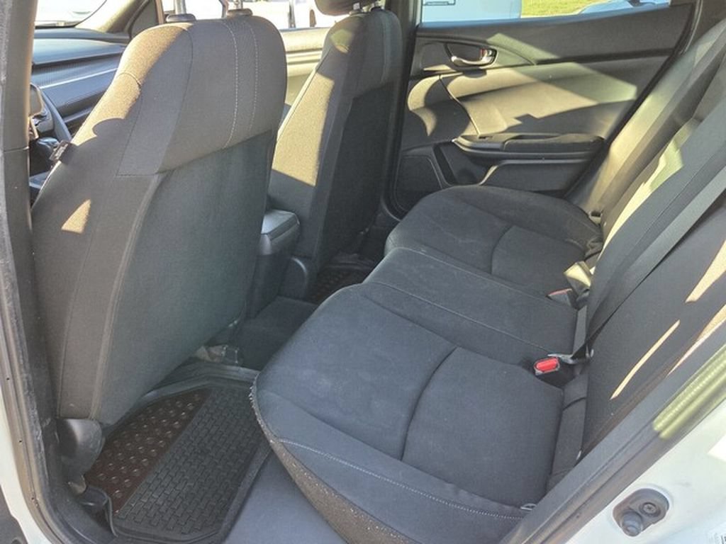 Used 2018 Honda Civic Sport image 4