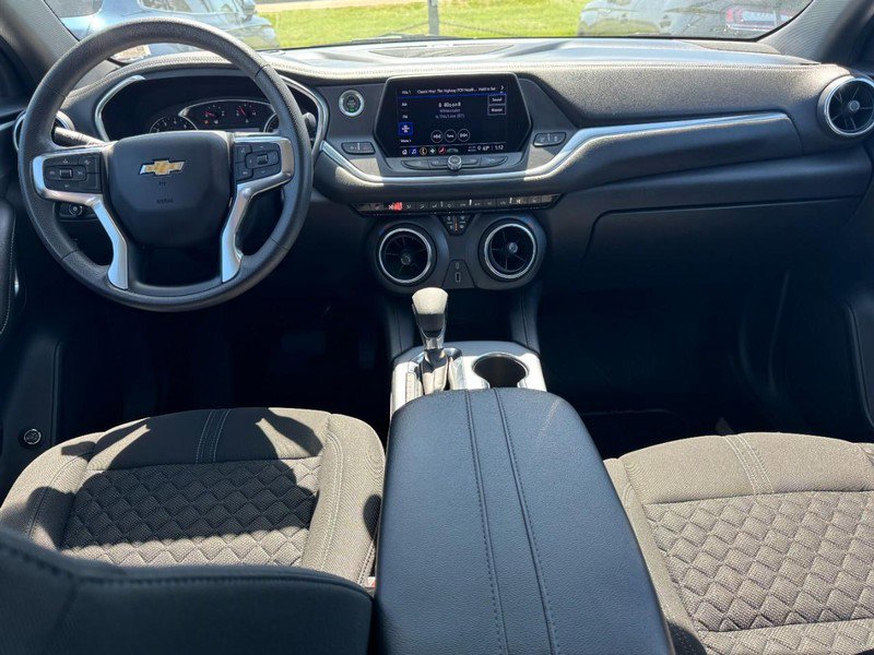 Used 2022 Chevrolet Blazer LT image 9