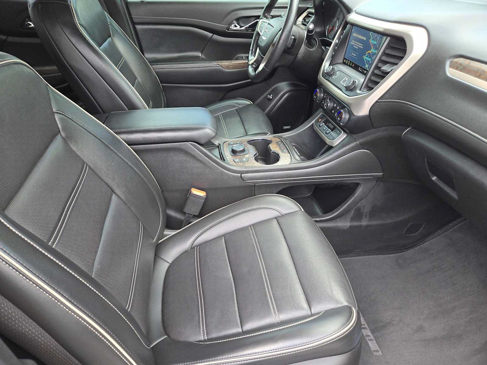 Certified 2024 GMC Acadia Elevation w/ Luxury Package FWD image 15