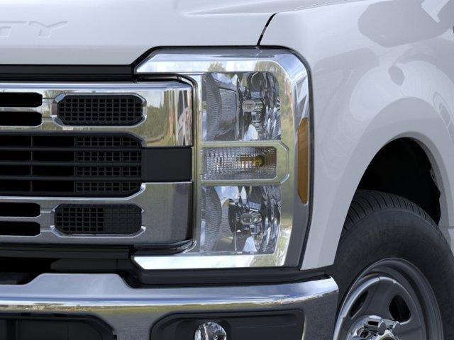 New 2026 Ford F350 XL w/ XL Chrome Package RWD image 18