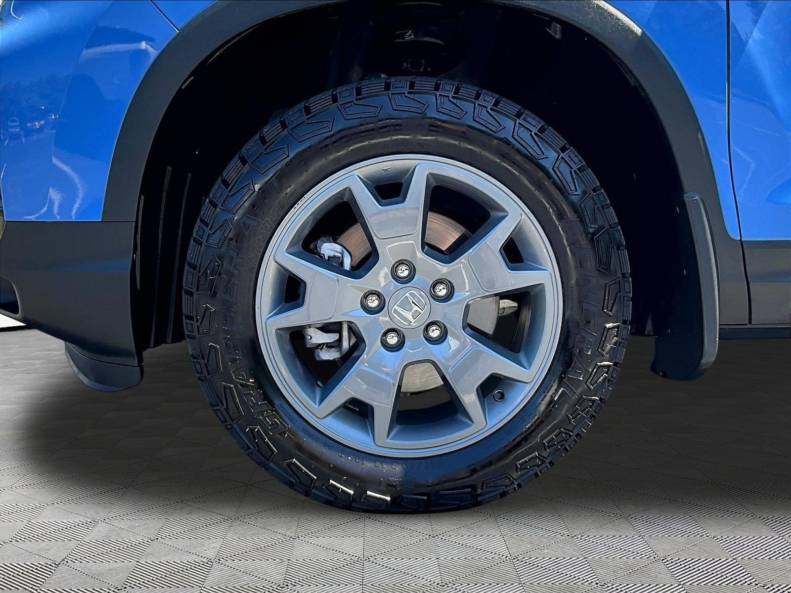 Certified 2025 Honda Passport TrailSport image 34