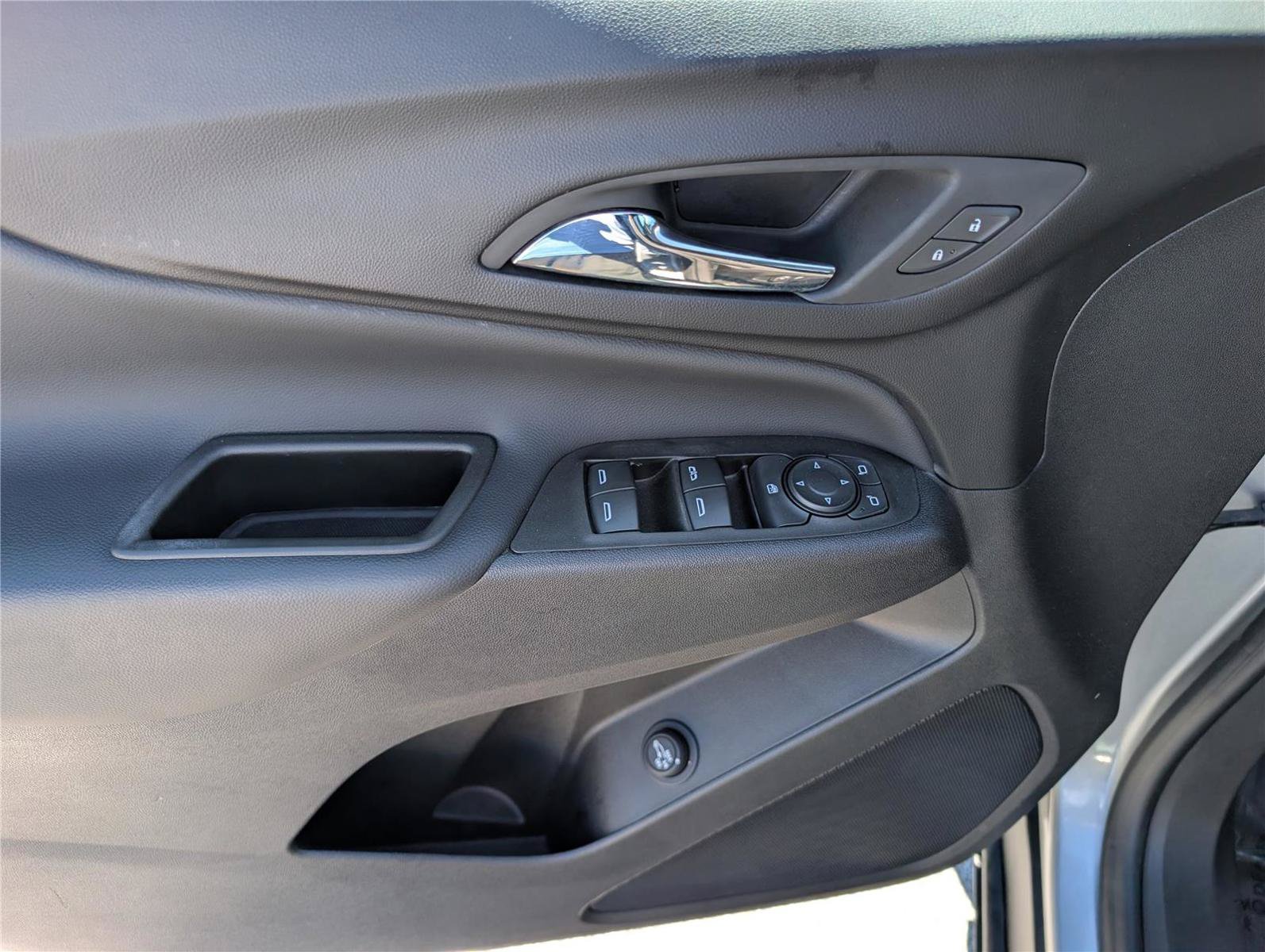 Used 2024 Chevrolet Equinox LT AWD/4WD image 20