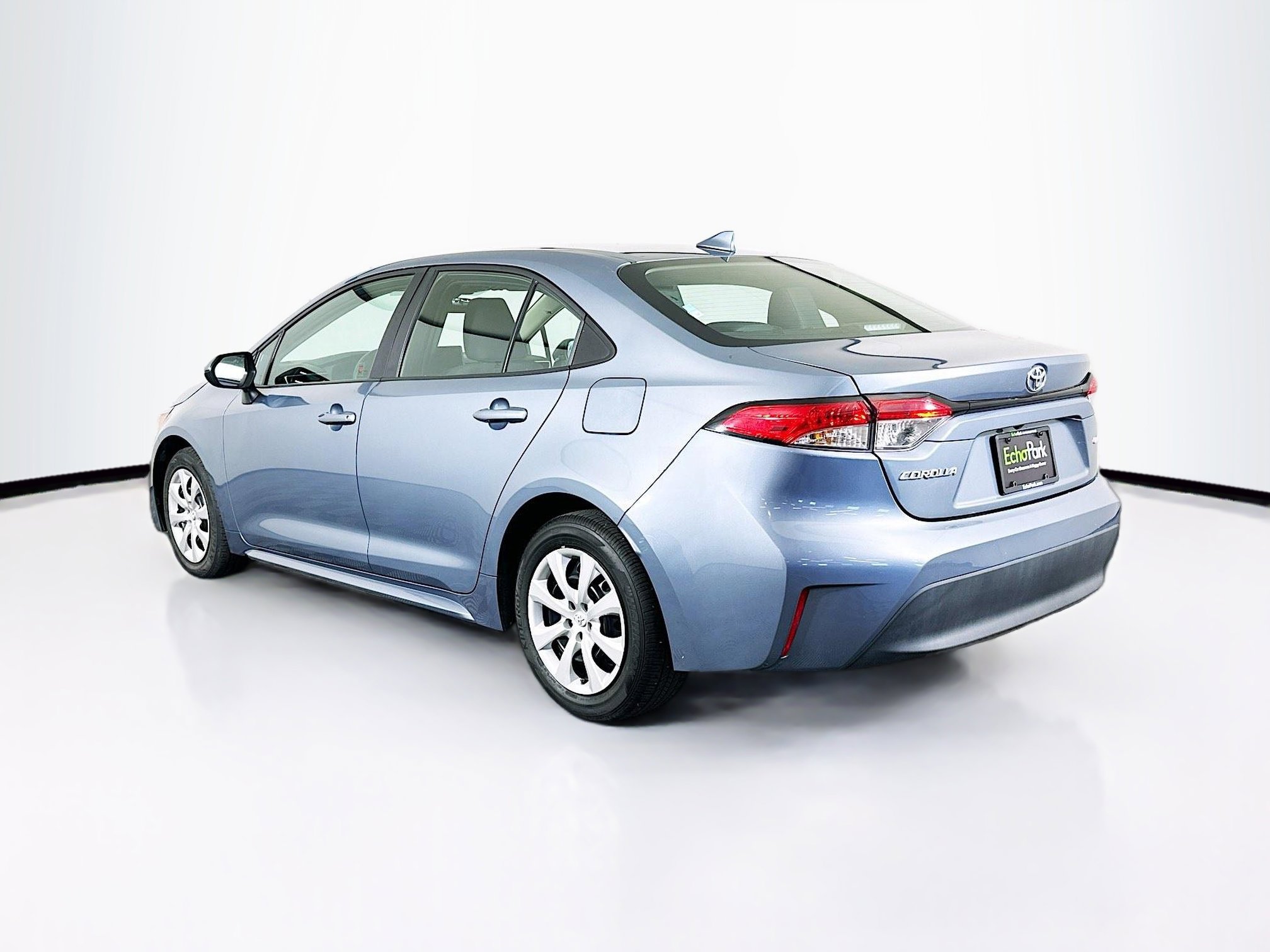 Used 2024 Toyota Corolla LE image 5