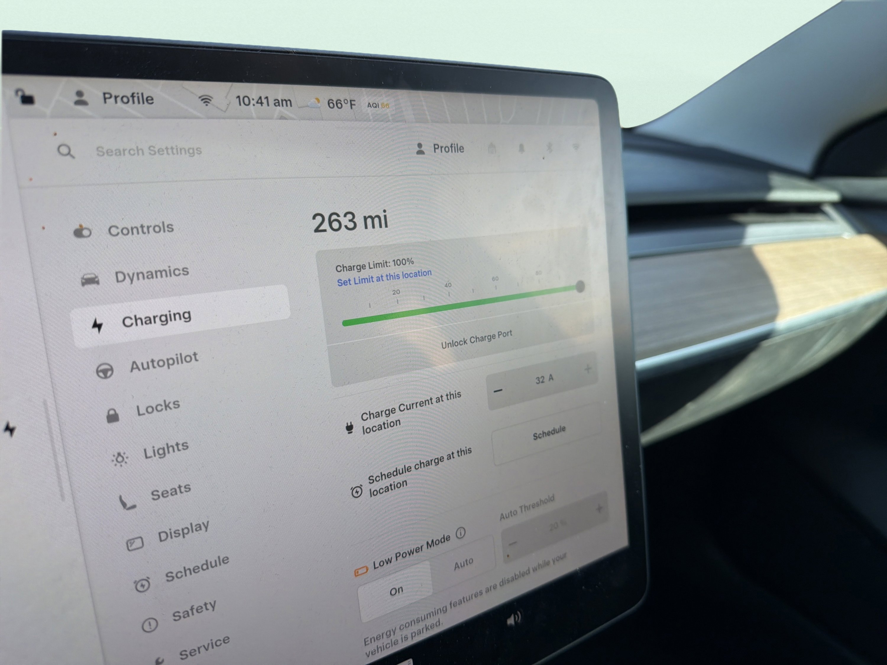 Used 2023 Tesla Model 3 Standard Range image 4