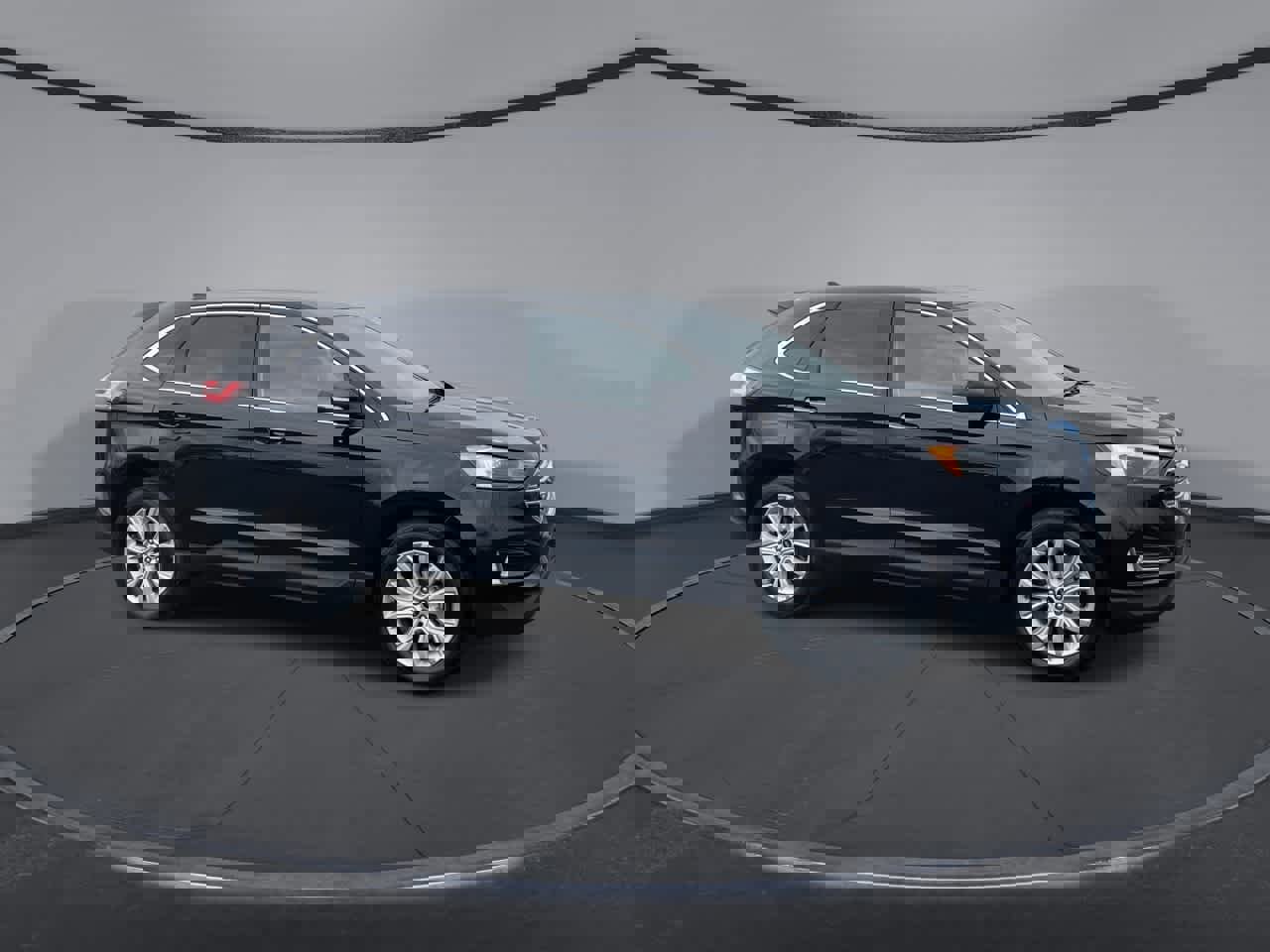 Used 2023 Ford Edge Titanium w/ Cargo Accessory Package image 2