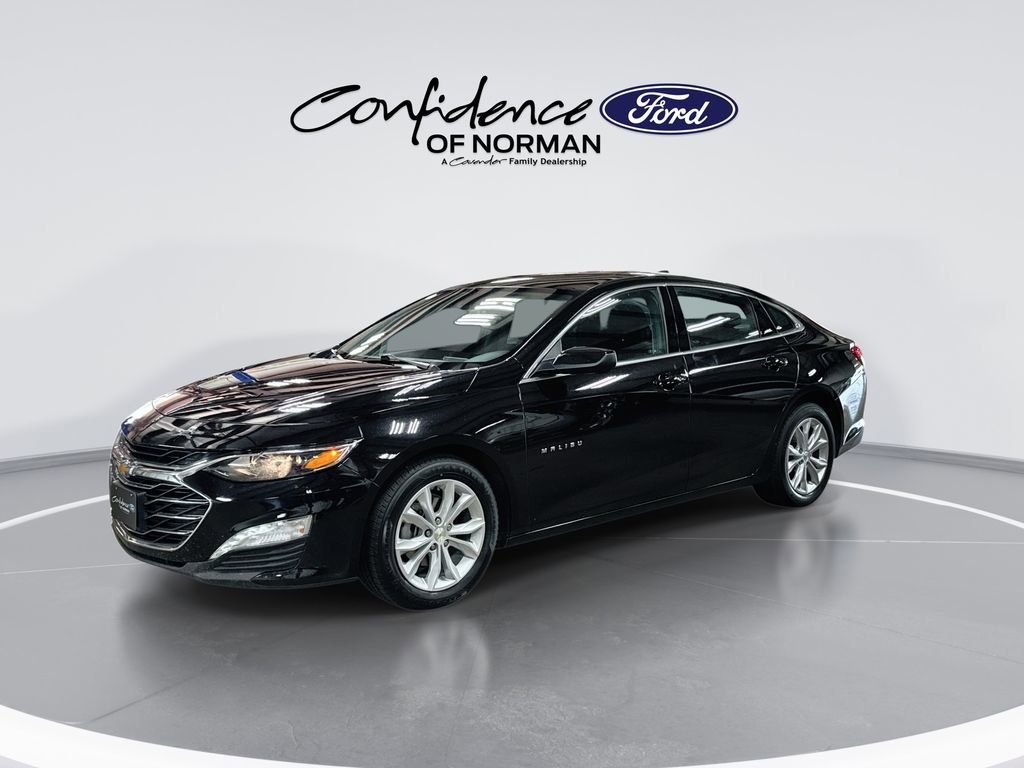 Used 2025 Chevrolet Malibu LT FWD image 4