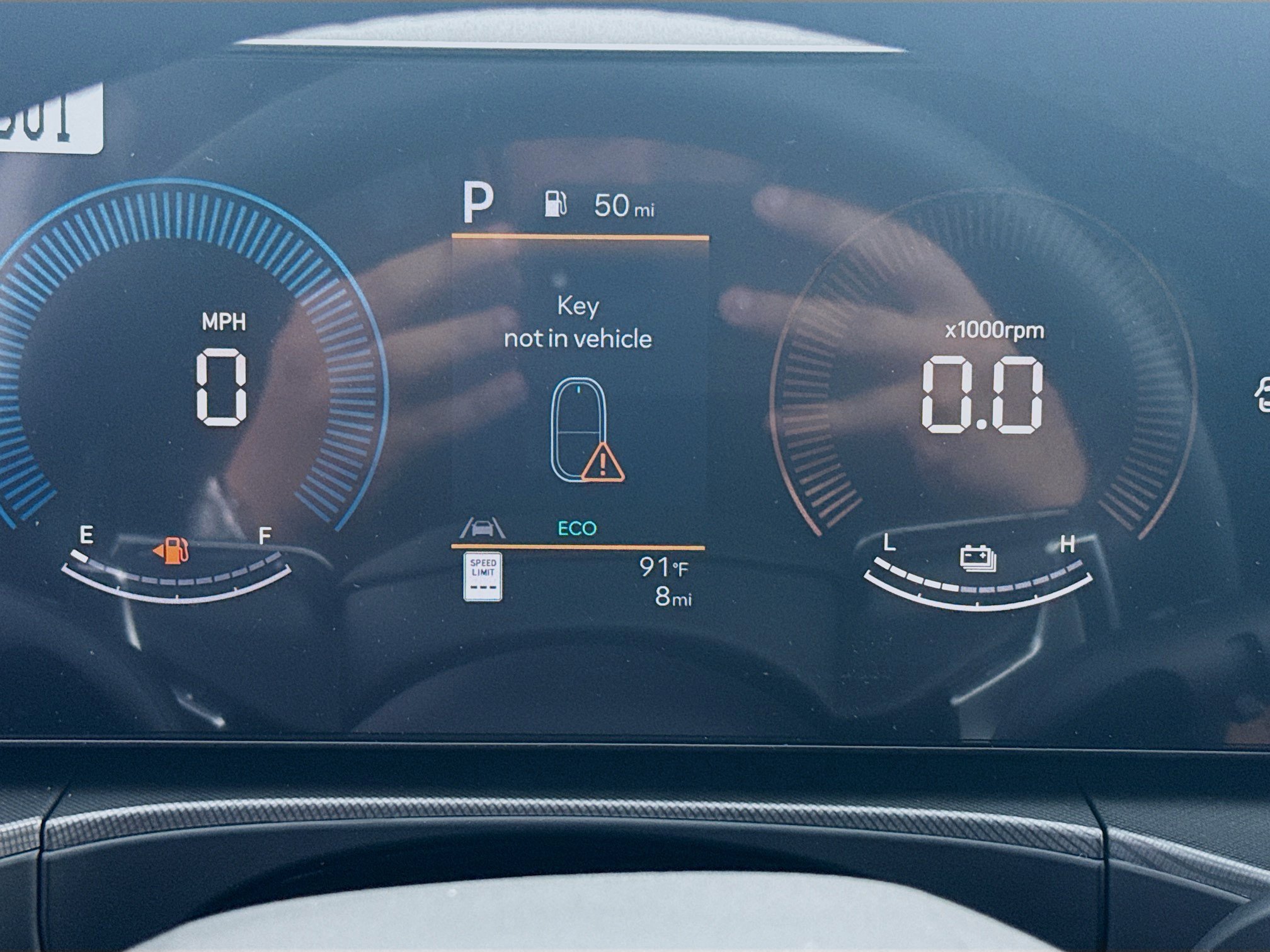 New 2026 Hyundai Santa Fe SE FWD image 9