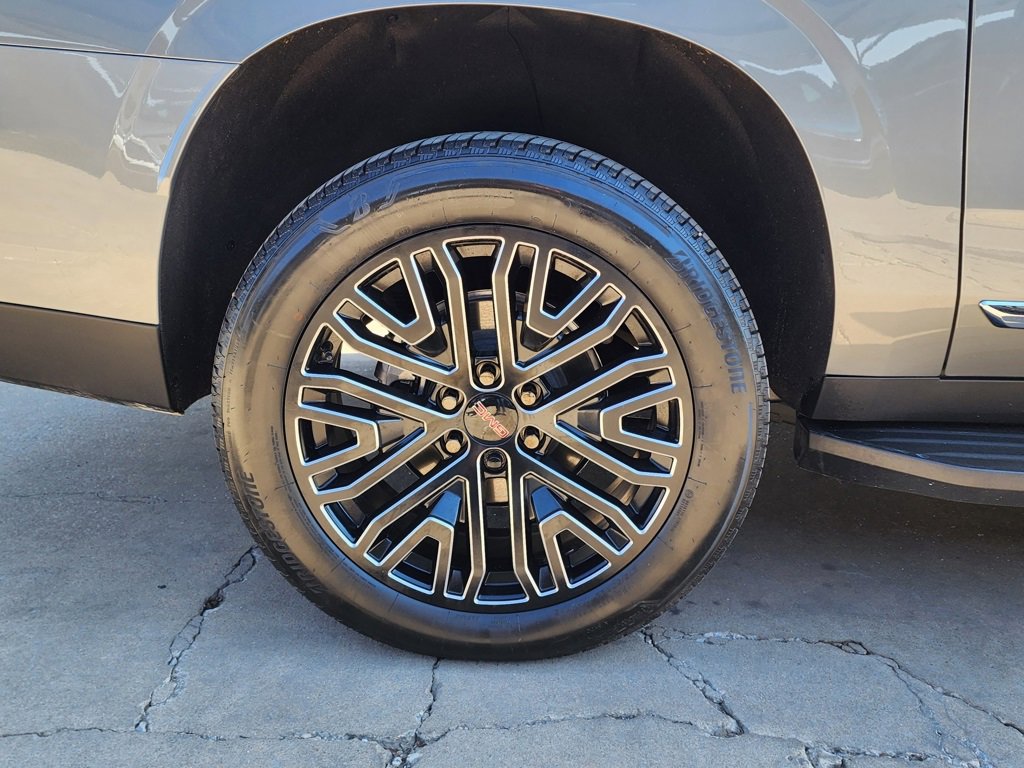 New 2026 GMC Yukon XL Elevation image 57