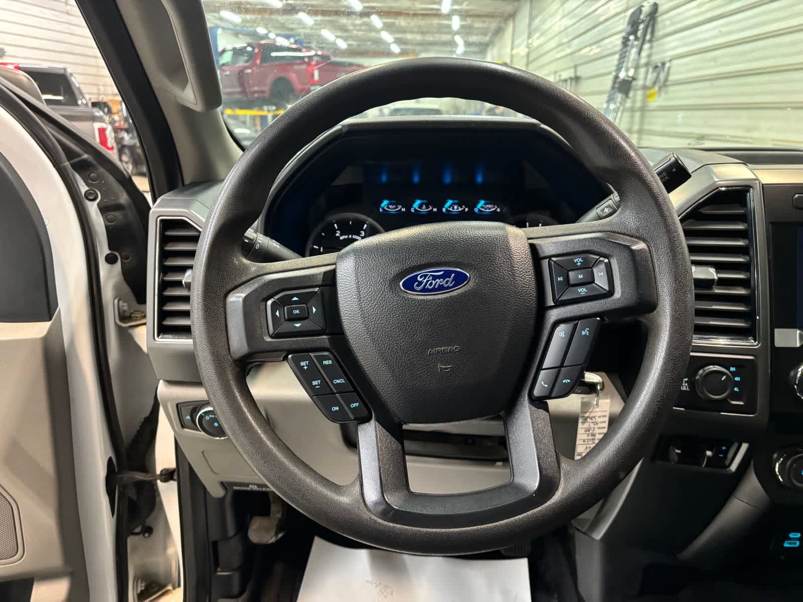 Used 2020 Ford F350 XLT image 15