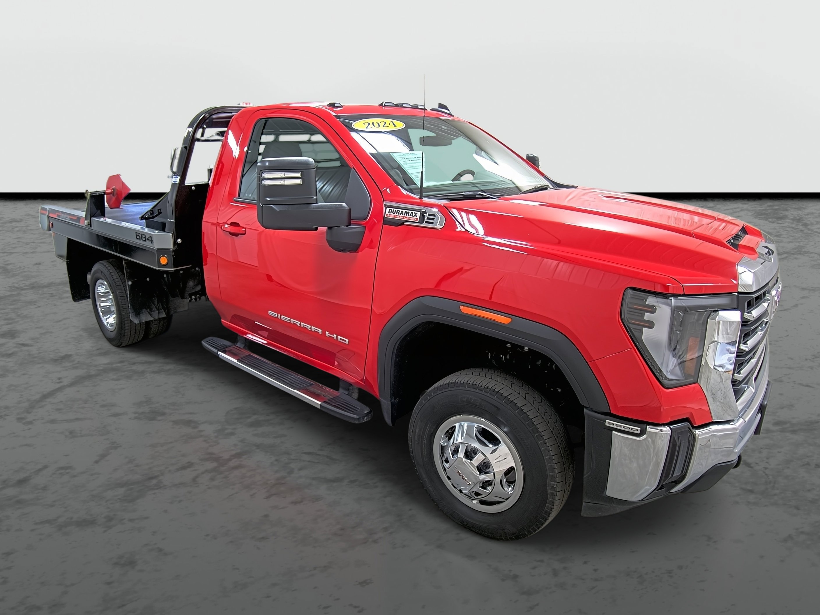 Used 2024 GMC Sierra 3500 SLE w/ SLE Convenience Package image 5