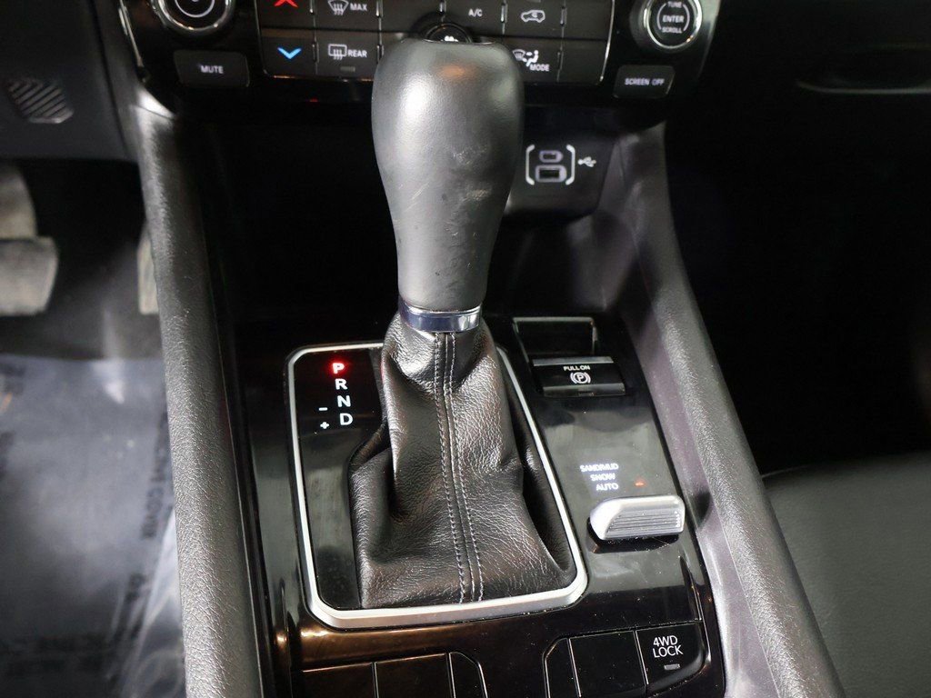 Used 2023 Jeep Compass Latitude image 43