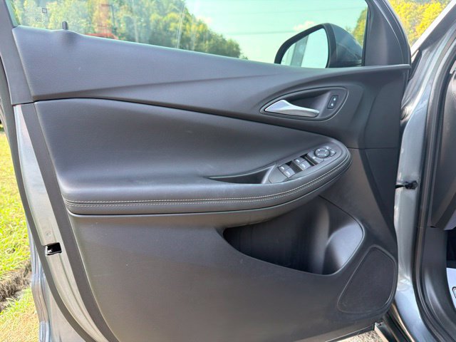 Used 2022 Buick Encore GX Select FWD image 15