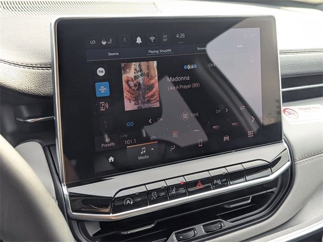 Used 2024 Jeep Compass Limited image 15