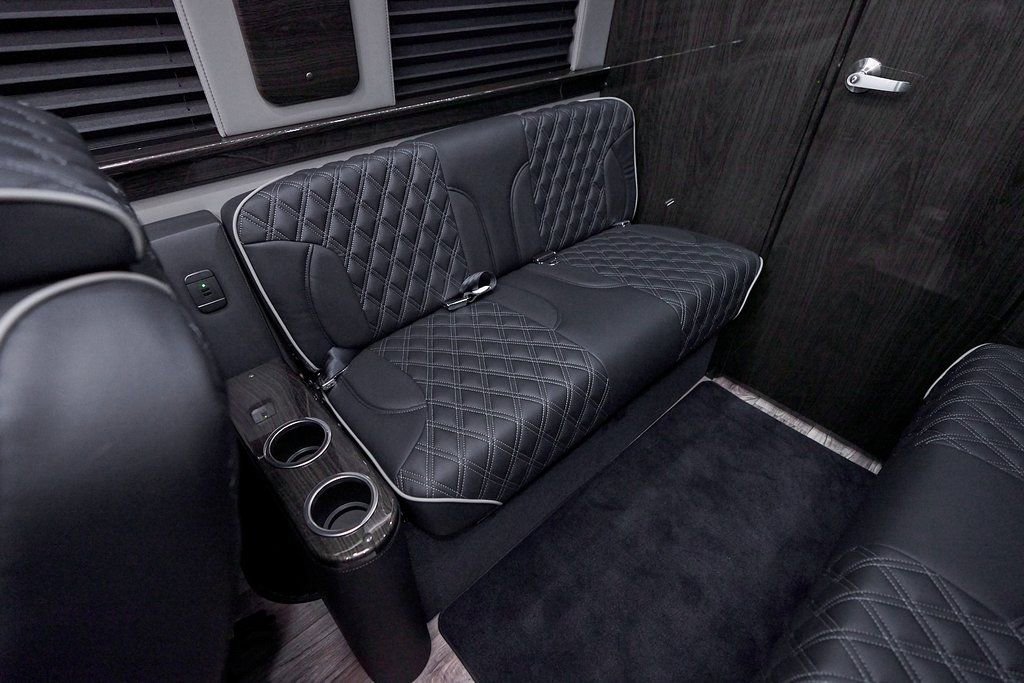 Used 2024 Mercedes-Benz Sprinter 3500 w/ Parking Package image 86