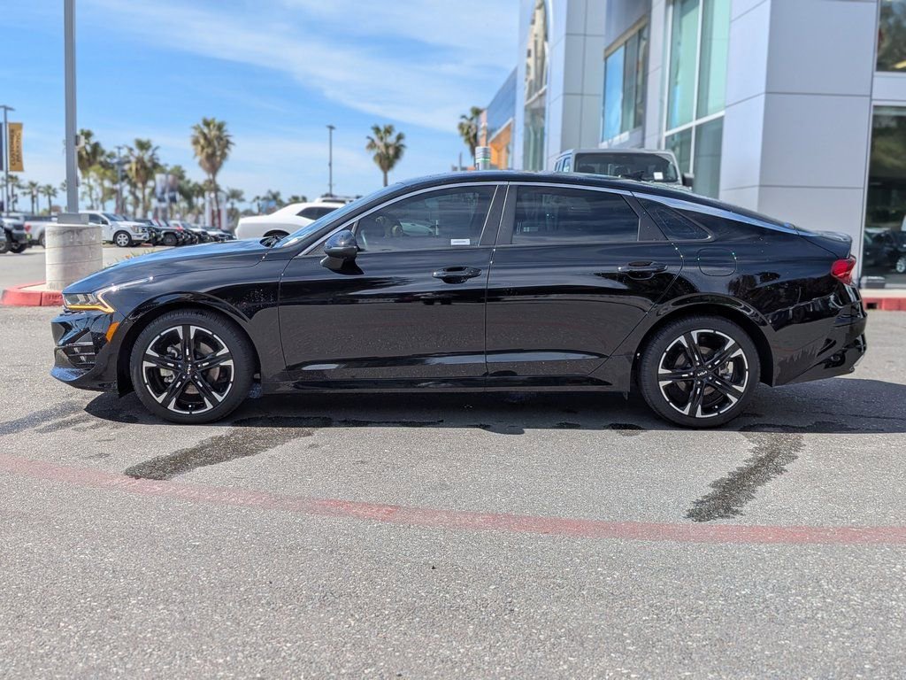 Used 2023 Kia K5 GT-Line w/ GT-Line Premium Package image 2